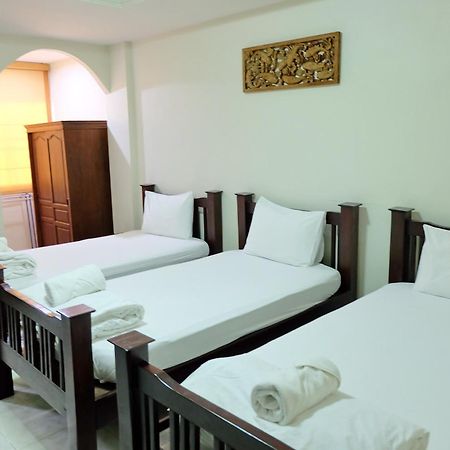 Siam House Interplace Lopburi Kültér fotó