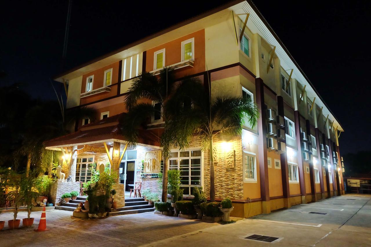 Siam House Interplace Lopburi Kültér fotó