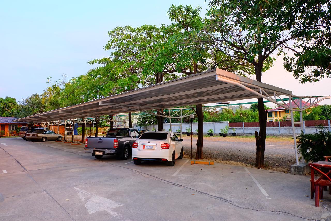 Siam House Interplace Lopburi Kültér fotó