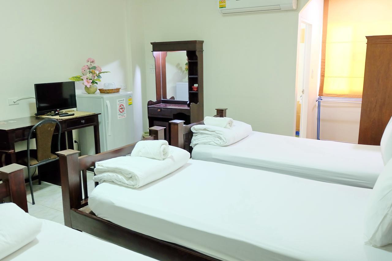 Siam House Interplace Lopburi Kültér fotó
