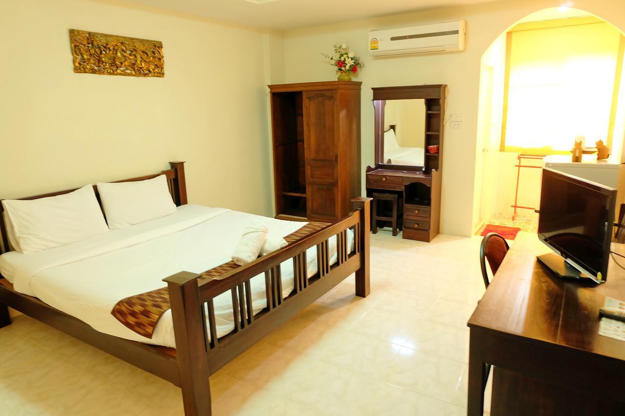 Siam House Interplace Lopburi Kültér fotó
